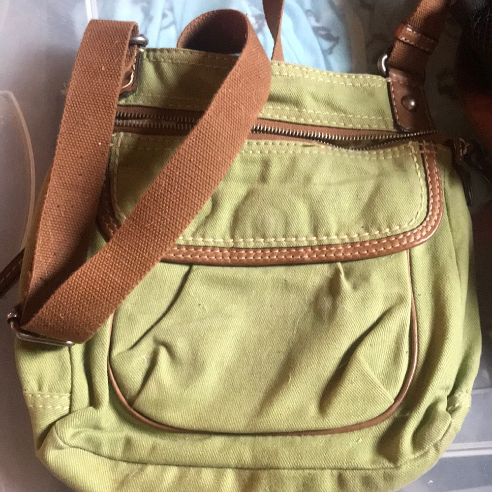 Green crossbody bag
